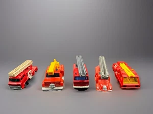 Camiones de bomberos vintage con escaleras Matchbox, Tomica varias marcas juego de 5 - Imagen 1 de 19