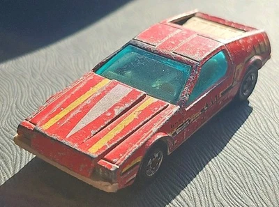 Винтажный 1979 Hot Wheels STP NO10 Goodyear Delorean Turismo Малайзия Red blackwall - Изображение 1 из 4
