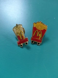 2 ältere Pins McDonalds - Bild 1 von 2
