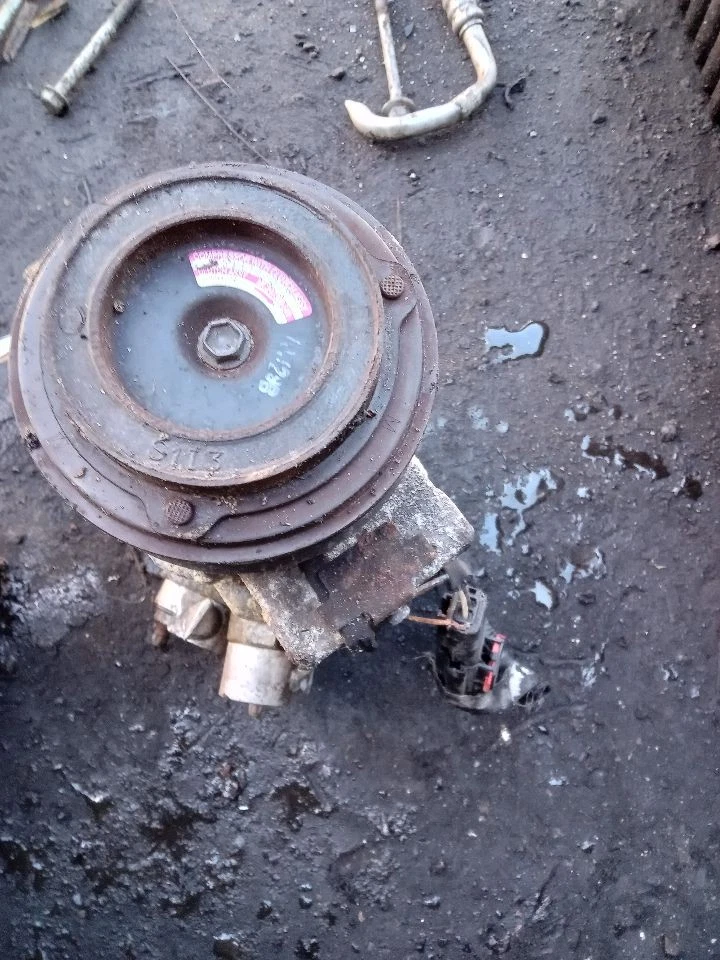 Used A/C Compressor fits: 2008 Chrysler Town & country 3.3L w/rear AC Grade A Foto 1 de 4