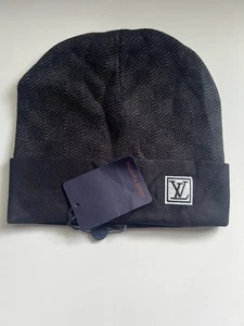 LV Louis Vuitton Men's Beanie Hat One Size Black With Fast Delivery - Picture 1 of 2