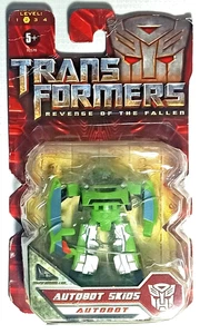 TRANSFORMERS ROTF REVENGE OF THE FALLEN AUTOBOT SKIDS LEGENDS CLASS ROBOT SEALED - Picture 1 of 13