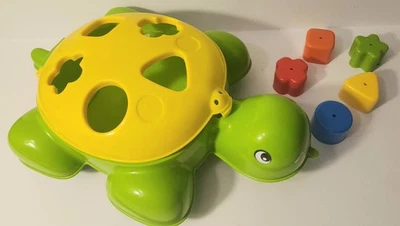 Clasificador de forma de tortuga infantil 5 formas coloridas juguete educativo 12 meses en adelante Dolu Foto 1 de 4