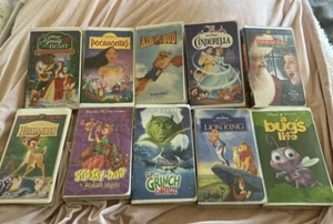 VHS Tapes - 10 Random Bulk Lot Comedy Family Classic Walt Disney Collectable - Picture 1 of 10