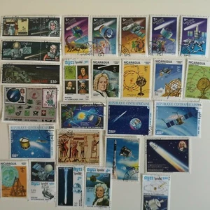 Colección de 25 estampillas diferentes del cometa Halley's - espacio - Imagen 1 de 1