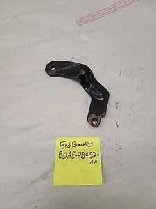 Ford Bracket Smog Pump, Pulley Accessory Oem E0AE-9B452-AA - Bild 1 von 8