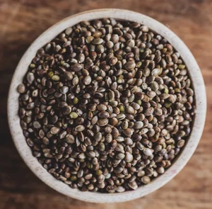 Whole Hemp Seeds 2KG & 5KG, Bird Seed Grain Feeding Food Avian Pet - Picture 1 of 12