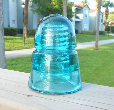 NICE AQUA CD 145 NO NAME BAR/BAR BEEHIVE STYLE GLASS INSULATOR - Image 1 of 3