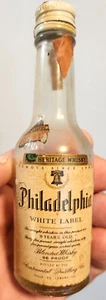 Philadelphia White Label Whisky Leerflasche 1/10 Pint wurde im Osten gesummt - Bild 1 von 4