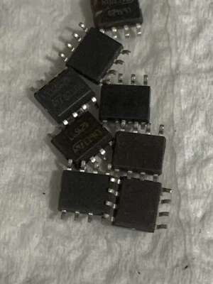 ST MICROELECTRONICS 2pezzi L6562 SMD originale DTR L6562D LCD Power Supply Management SOP8 originale