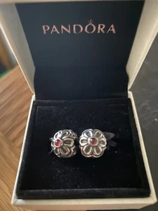 RARE Pandora Silver & Zinnia Rhodolite Flower Clips X2 Item 790953RHL - Picture 1 of 4