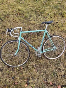 Vintage Bianchi 70s/80s Road Bike - Picture 1 of 22