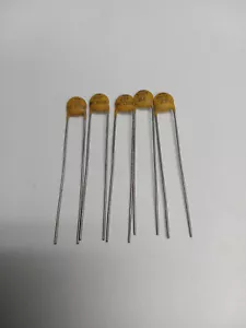 CAPACITOR, 500 pF CERAMIC DISK 1KV - Picture 1 of 1