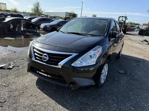 Audio Equipment Radio Receiver Am-fm-stereo Fits 18-19 SENTRA 567719 - Picture 1 of 7