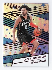 2024-25 Panini Revolution Baloncesto Cade Cunningham #32 RED ASTRO/299 - Imagen 1 de 2