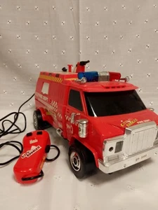 Euro Play Ferngesteuertes Feuerwehr Auto Bus viele Funktionen Lichteffekte Sound - Bild 1 von 16