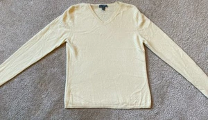 Suéter Pullover Tejido Cachemir Manga Larga Cuello en V Amarillo M Griffen M - Imagen 1 de 8