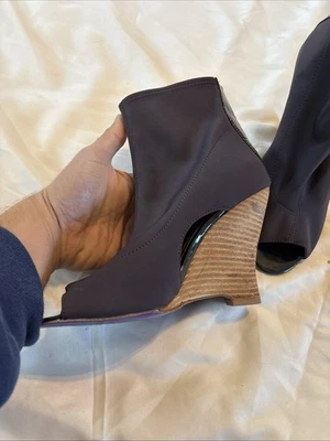 Botas Charlie My Love Wedge Pure Wave biqueira aberta tamanho EUA 7 UE 38 M - Imagem 1 de 4