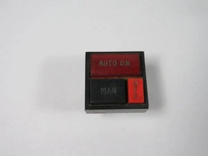 Cutler-Hammer E30DG Single Button Operator w/ Indicating Light & OFF Bar USED - Picture 1 of 3