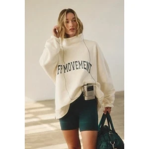 Free People Movement Victory Langarm Sweatshirt Biker Shorts Set Elfenbein Grün - Bild 1 von 7