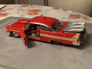 Coche de calle Danbury Mint Plymouth Fury Pro 1958 modelo fundido a presión rojo - Imagen 1 de 8