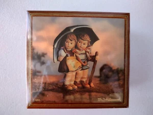 MI Hummel handcrafted Music Box - Italian Romance by Reuge - Picture 1 of 4