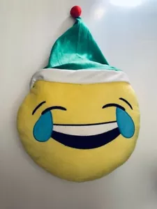 Santa Emoji Kissen mit grüner Mütze - 13 Zoll x 3 Zoll - Bild 1 von 2