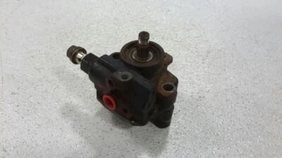 Bomba de direção hidráulica usada serve: 1999 Toyota Tacoma 4x2 PreRunner grau 4 cilindros - Imagem 1 de 4