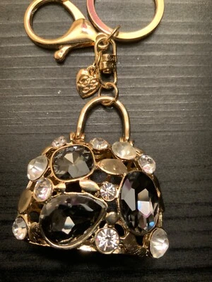 Bolso de mano con cuentas Betsey Johnson  Foto 1 de 4