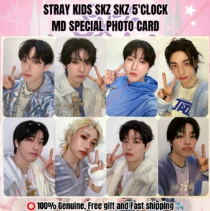 [EN MANO] TARJETA FOTOGRÁFICA OFICIAL STRAY KIDS 5TH FANMEETING SKZ 5'CLOCK MD SKZ 5'CLOCK - Imagen 1 de 13