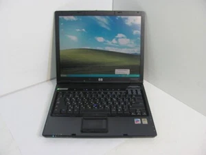 HP nc6220 14,1"" 1024 x 768 XGA Intel® Pentium® M 740 1,73 GHz 1 GB 320 GB DVD disco rigido - Foto 1 di 6
