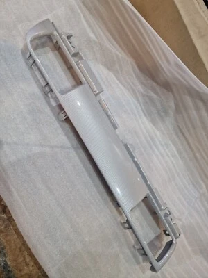 GENUINE NEW MITSUBISHI OUTLANDER 3 DASH AIR VENT PANEL TRIM 8055A056HB — 第 1/4 张图片