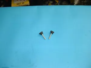 JAGUAR DAIMLER DASH THUMB SCREWS FITS MARK 2 V8 E-TYPE C15785 X 2 - Picture 1 of 2