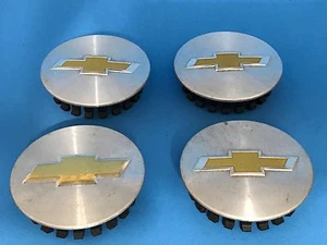 CHEVROLET IMPALA EQUINOX COLORADO TRAVERSE HHR GENUINE OEM 66MM CENTER CAPS SET - Picture 1 of 7