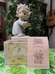 Precious Moments "The Spirit Is Willing But The Flesh Is Weak" Lady mit Süßigkeitenbox - Bild 1 von 8