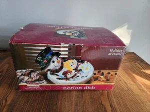 HOLIDAY AT HOME: EARTHENWARE SNOWMAN FAMILY NOTION DISH. NEW - Picture 1 of 4