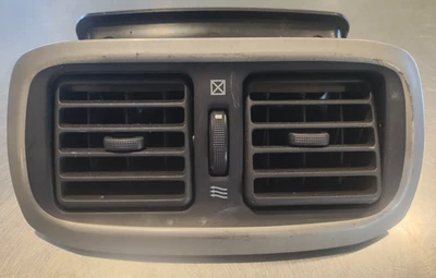 2003-2009 Toyota 4Runner Center Console rear side Air Vent Trim 58860-35010 Foto 1 de 3