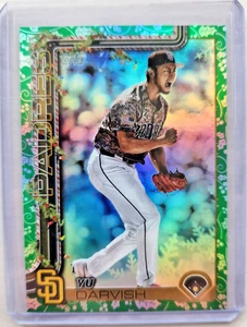 2025 Topps Yu Darvish STOCKING STUFFER SSP Green Holly Print Run /10 - Picture 1 of 1