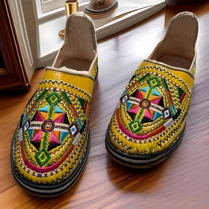 Handgefertigte Berberlederschuhe - bestickte Slipper | Ethnoschuhe für Damen - Bild 1 von 27