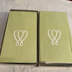 Caspari Lizard Green-pro Linen  - Picture 1 of 5