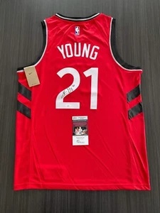 Thaddeus Young Signed Toronto Raptors Jersey JSA COA - Picture 1 of 2