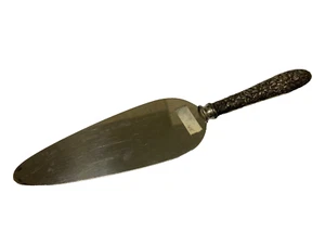 VTG STERLING SILVER HANDLE CAKE KNIFE PIE SERVER PASTRY RAISED FLOWERS - Picture 1 of 4