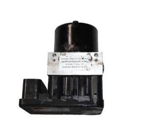 VW Golf 5 V (1K1) 1,6 FSI ABS Pumpe 1K0907379K 1K0614517H  J066 - Bild 1 von 9