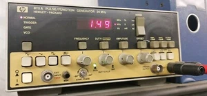 HP Hewlett Packard 8111A Generator - Bild 1 von 3