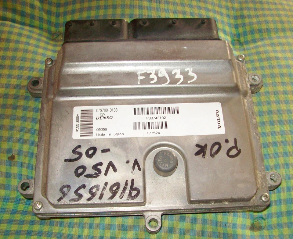 Centralina motore Volvo V50 S40 2.4 B5244S5 0797009133 P30743102 - Immagine 1 di 1