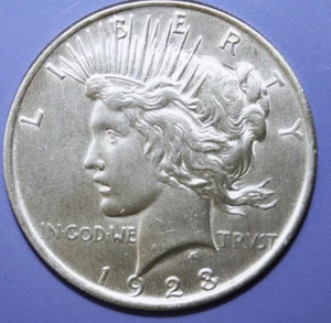 S6 - United States $1 Peace Dollar 1923 Choice Unc. Silver Coin - Lady Liberty - Picture 1 of 2