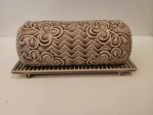 !!!*RARE* ANTHROPOLOGIE Covered Butter Dish. BEAUTIFUL PIECE!!! Hard To FIND!!! - Picture 1 of 3