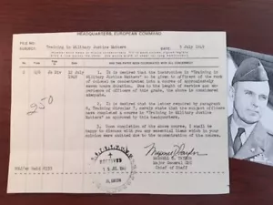 MAXWELL D TAYLOR FIRMADO DOCUMENTO, SEGUNDA GUERRA MUNDIAL ÁGUILAS GRITANDO Y JUICIOS POR CRÍMENES DE GUERRA BERLÍN - Imagen 1 de 2