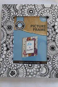 Photo Frame 5x7 Black & White Floral Fabric Crafter's Closet Vendor Goldentime - Picture 1 of 2