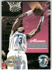 1992-93 SkyBox #332 Alonzo Lutto Charlotte Hornets Esordiente - Foto 1 di 2